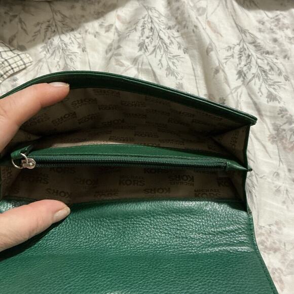 Michael Kors Monogram Green Trim Canvas Leather Wallet Clutch 7”x4” - Picture 14 of 15